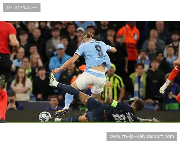 曼城中前场压迫限制对手出球