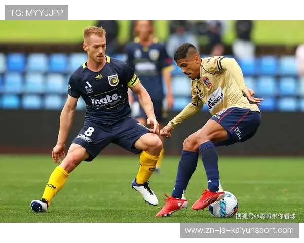 纽卡斯尔中场直塞助攻：团队配合让对手吃瘪的进攻艺术