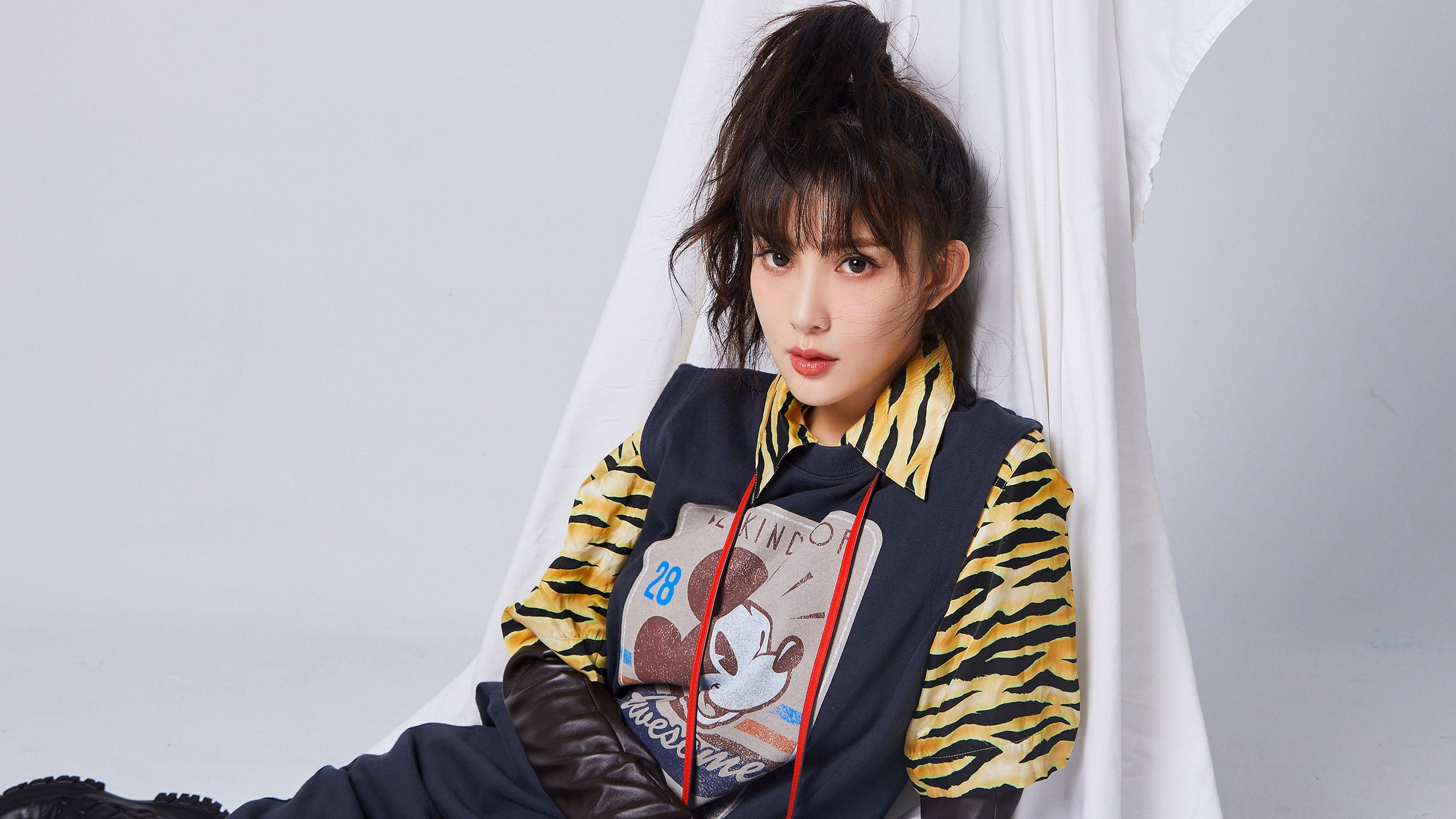 开云体育官网-弗朗索瓦·霍尔茨豪伊泽:他用智慧与技术,打破对方防线,助力南非队称霸