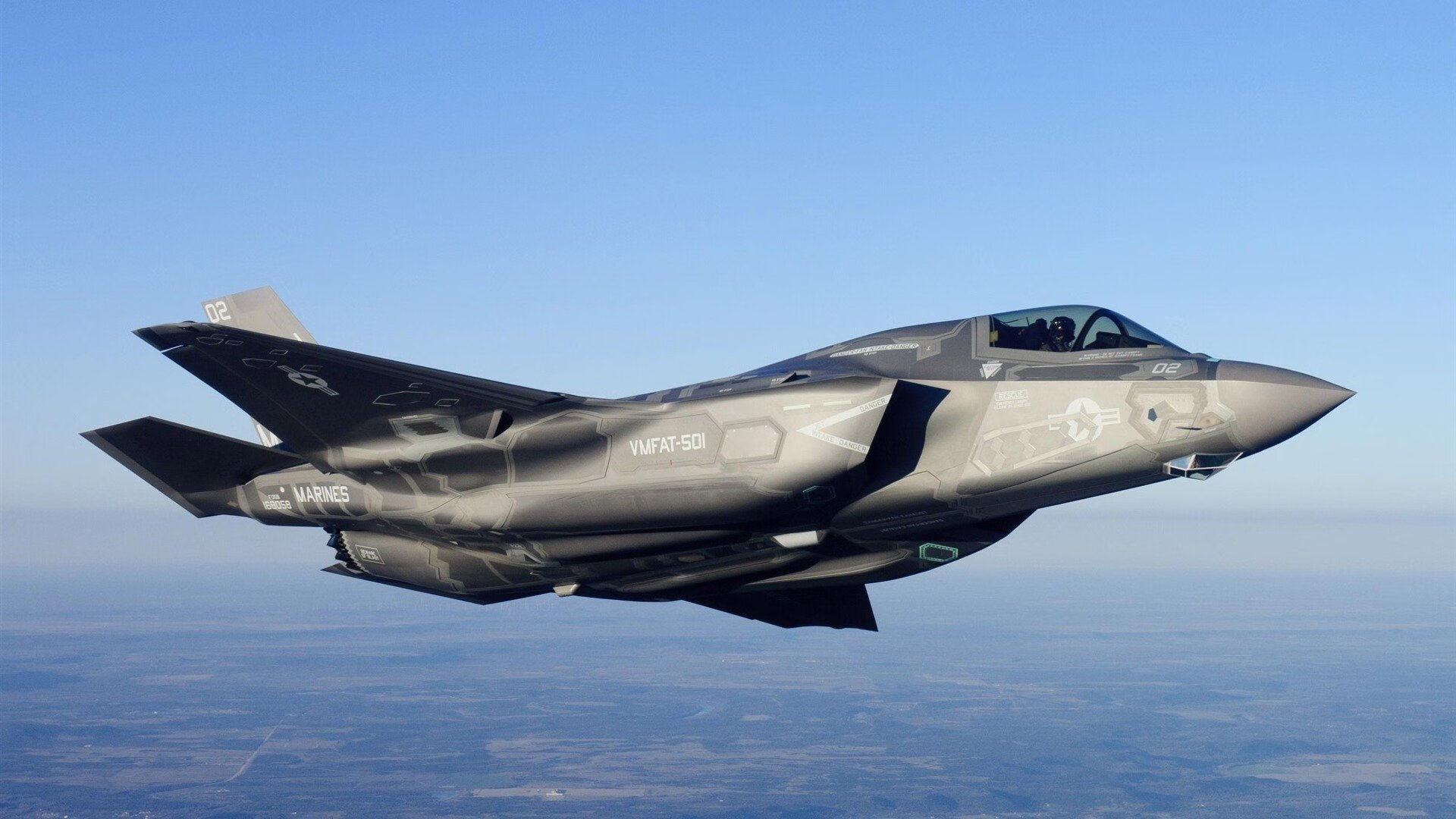 开云体育app入口-森林狼组织主题日鼓励球迷穿复古球衣入场,森林狼复古球裤